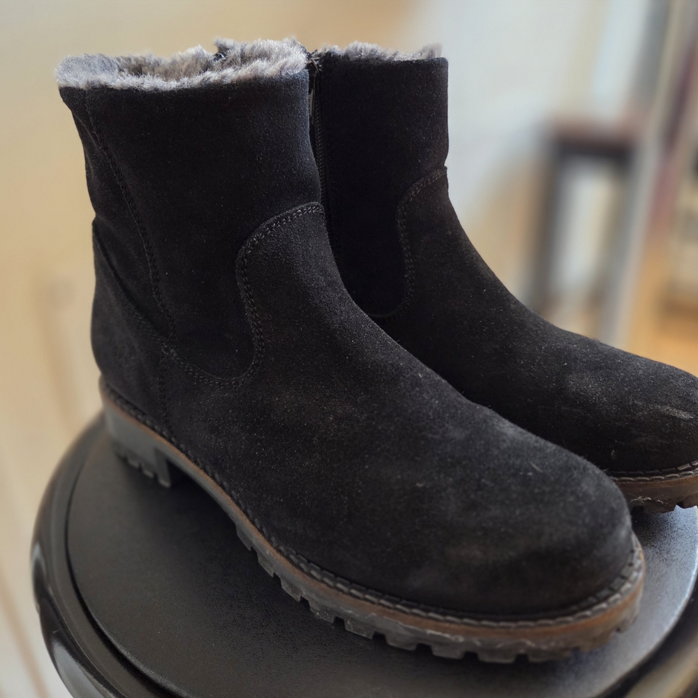 G.H. Bass & Co. Black Suede Ankle Booties